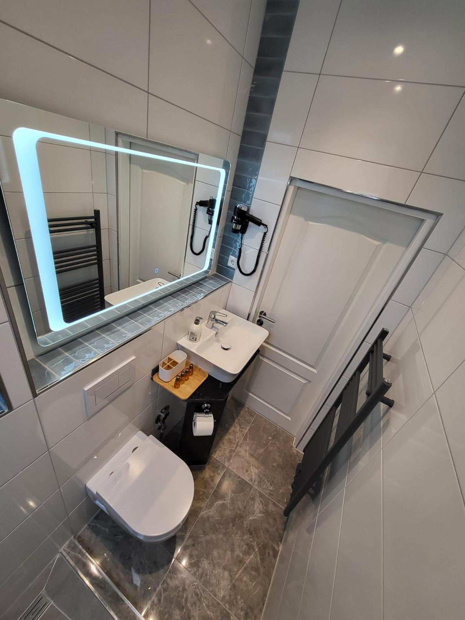אסן Golden Apartments מראה חיצוני תמונה