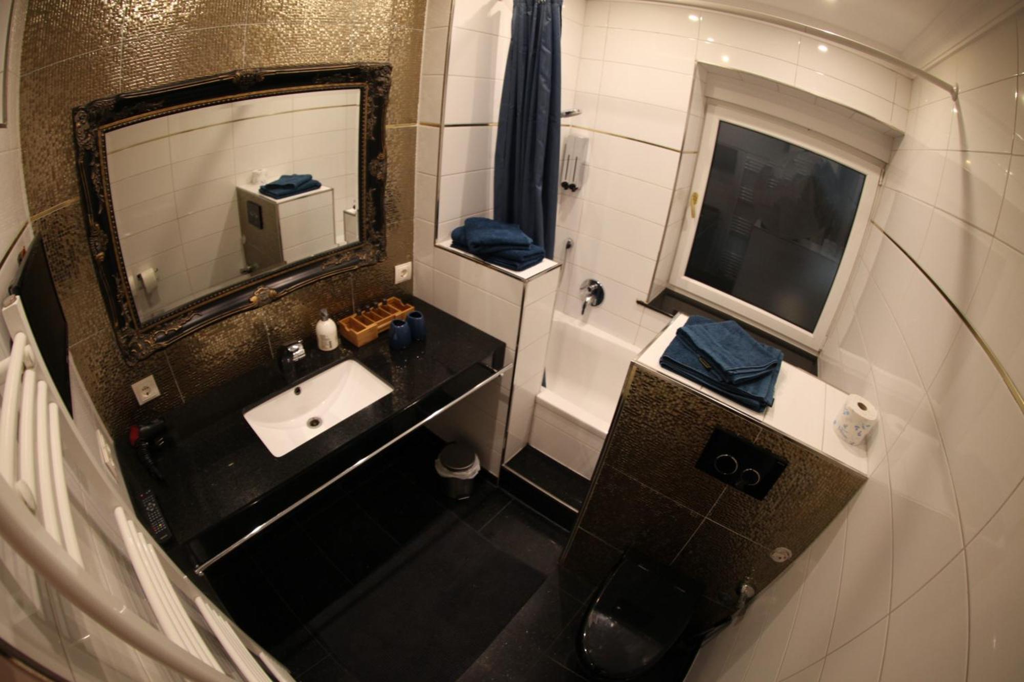 אסן Golden Apartments מראה חיצוני תמונה